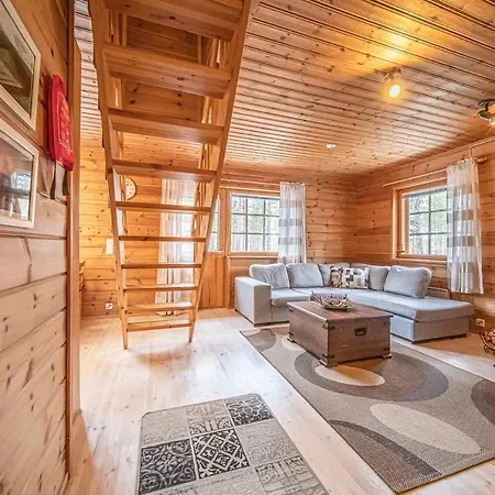 Feriehus Holliday Cabin In Levi, Kaetkanharju 4